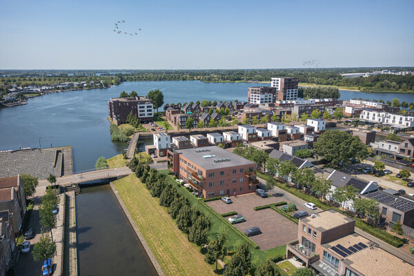 Artist impression, luchtfoto project  Cuijk, Heeswijkse Kampen, de Nielt (Opent de afbeelding vergroot weer)