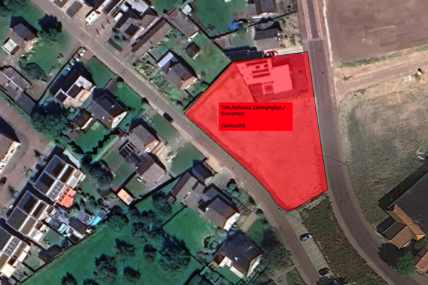 Luchtfoto locatie project Sint Anthonis Centrumplan / Breestraat (Opent de afbeelding vergroot weer)
